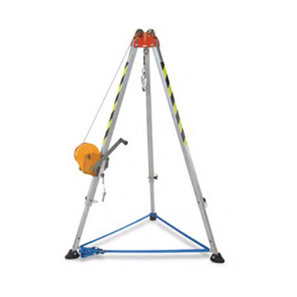 Tripod Confined Space Entry Device